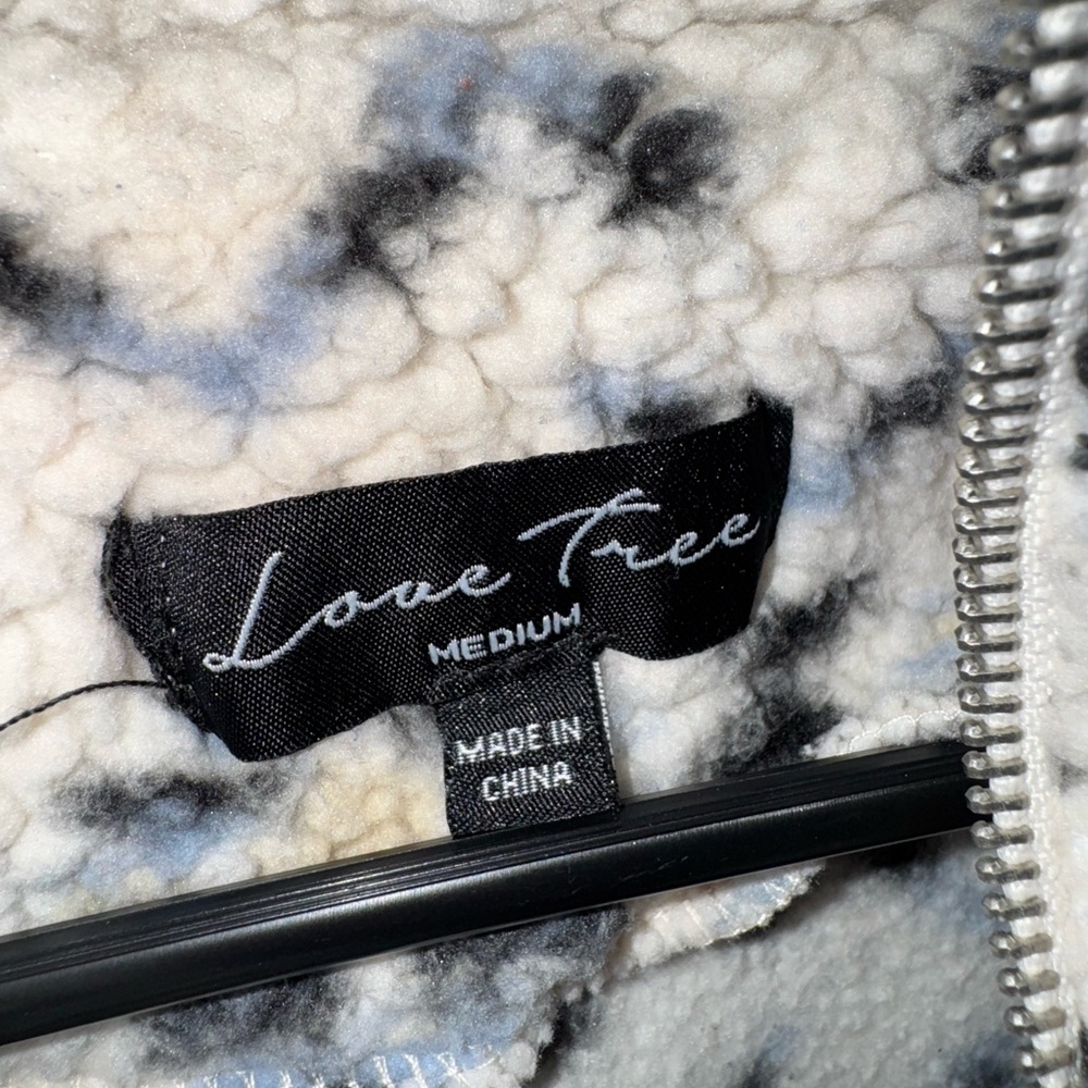 Cozy Patterned Sherpa Pullover - image 3